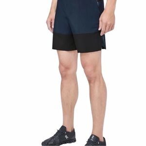 Lululemon‎ Switch Up Short 7”